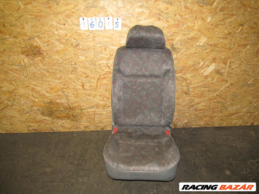 Ülés16015 Fiat Ulysse szövet, hátsó középső ülés 1. kép