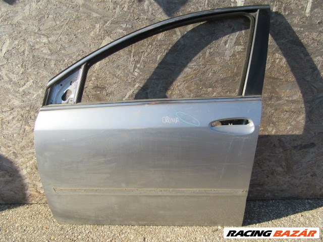 138899 Fiat Croma 2005-2010 ezüst színű jobb első ajtó a képen látható sérüléssel 1. kép