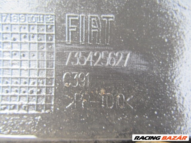 147860 Fiat 500 2007-2015 Pop hátsó lökhárító 3 parkszenzor helyes 7. kép