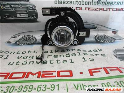 Alfa Romeo 147 gyári új, jobb oldali ködlámpa 156052642 