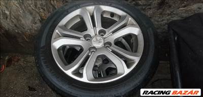 Peugeot 208 gyári 16" alufelni szett, még éppen használható gumikkal eladó! 9673773677