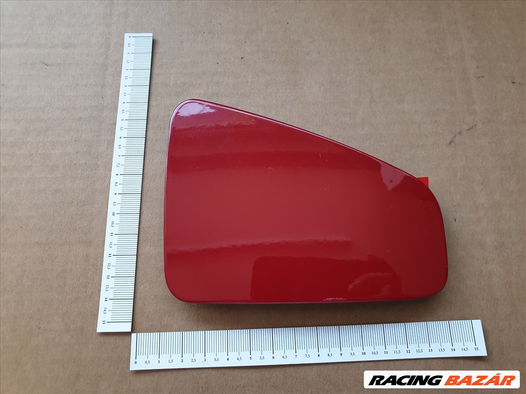 Fiat 500FL gyári új, piros színű, jobb hátsó lámpa betét 1. kép