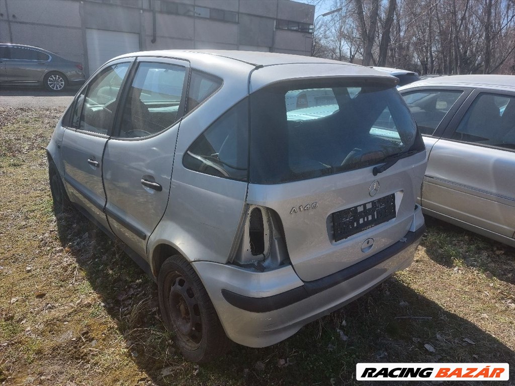 Mercedes A 140 (W168) bontott alkatrészei 7. kép