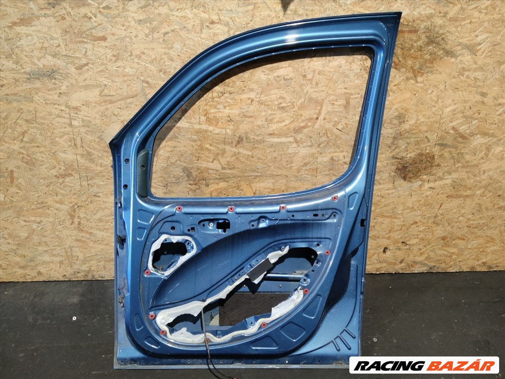 157544 Fiat Doblo 2000-2009 kék színű jobb első ajtó a képen látható sérüléssel 5. kép