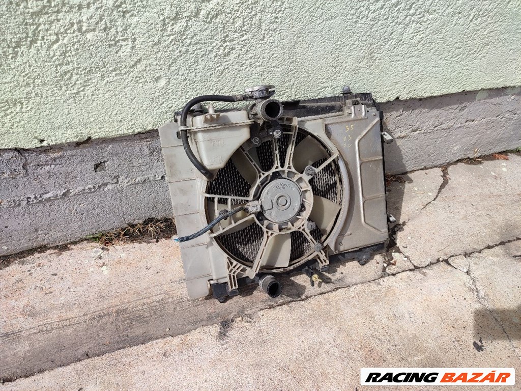 Toyota Yaris (XP90) hűtőventilátor  4. kép