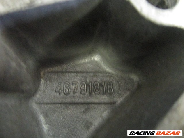 Fiat Stilo 1,6 16v benzin motortartó alubak 46791818 4. kép