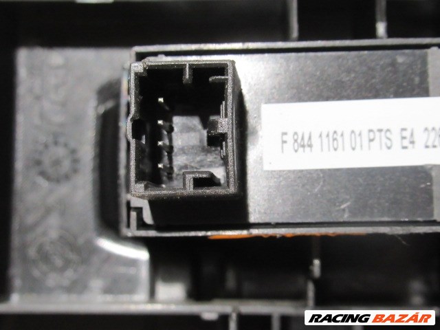 Lancia Delta jobb oldali ablakemelő kapcsoló 735474939 3. kép