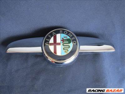 Alfa Romeo 147  2005-2010 gyári új  motorháztető embléma 156058943