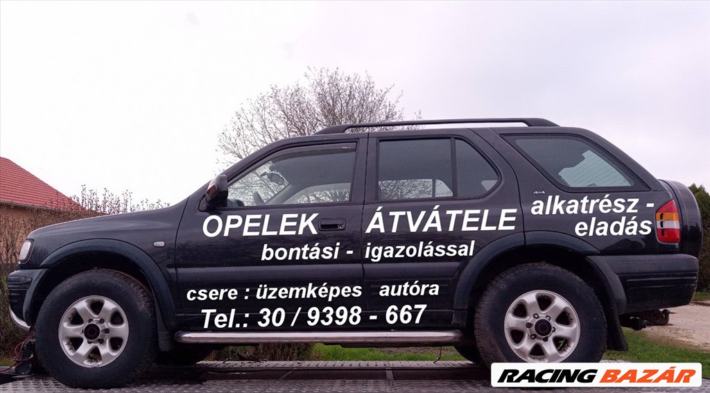 Opel Insignia A bontott alkatrészei 2. kép