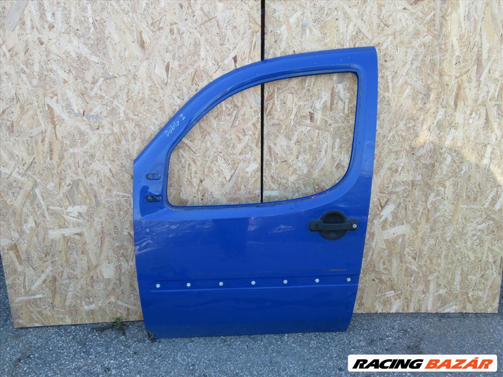 107548 Fiat Doblo 2000-2009 bal első ajtó a képen látható sérüléssel 2. kép