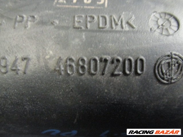 Fiat Stilo 46807200 számú levegőcső-légtömegmérőből a szívócsonkba 5. kép