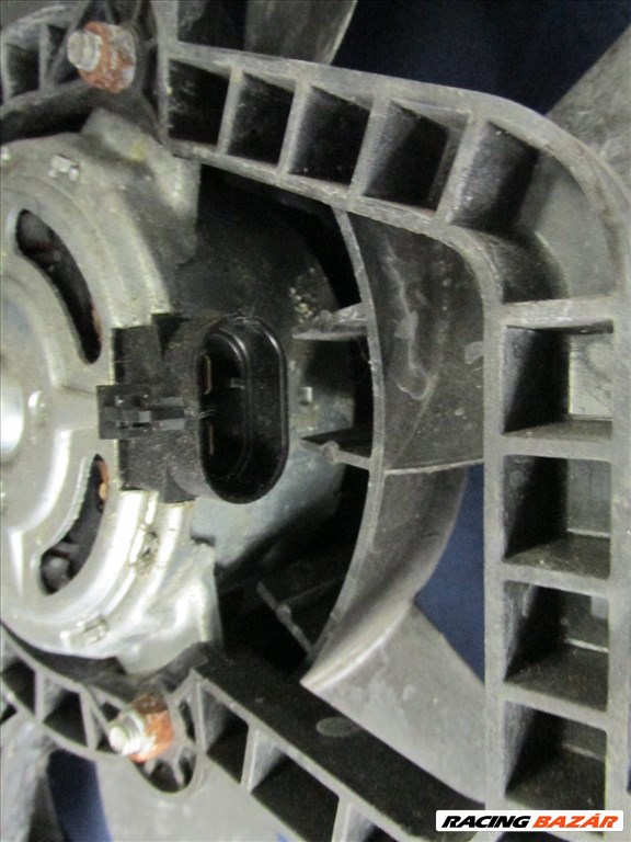 Fiat Grande Punto 1,2 benzin hűtőventilátor keret motorral 51797134 4. kép