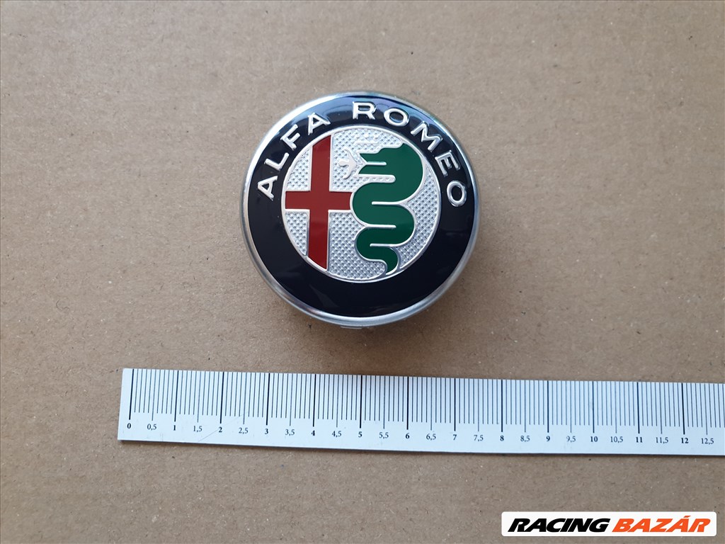 Alfa Romeo MiTo felni közép kupak 50539905 1. kép