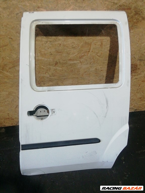 153772 Fiat Doblo I. 2000-2005 üveg helyes, bal toló ajtó a képen látható sérüléssel 1. kép