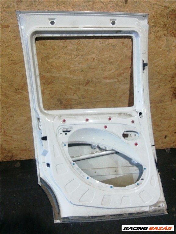 153772 Fiat Doblo I. 2000-2005 üveg helyes, bal toló ajtó a képen látható sérüléssel 3. kép