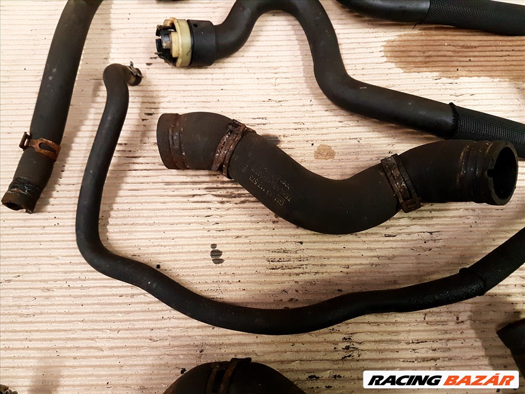 Opel Astra H Z19DT Vízcső 4. kép