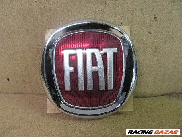 Fiat Panda II. , Doblo II. két hátsó ajtós kivitelhez gyári új hátsó piros embléma 6001073020 1. kép