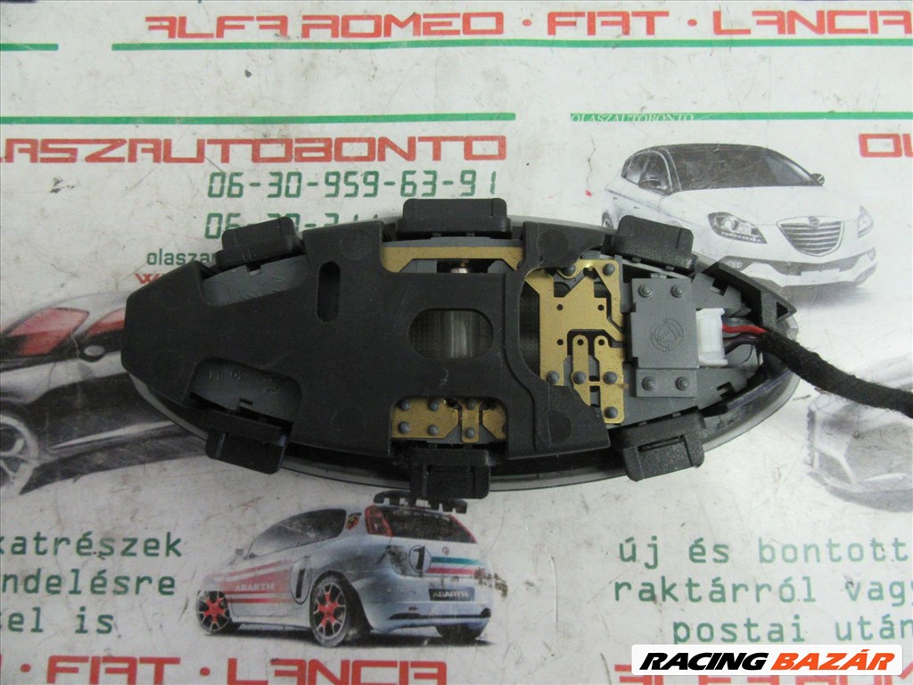 Alfa Romeo 147 belső világítás 2. kép