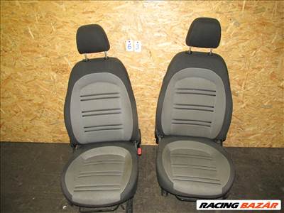 Ülés63 Fiat Punto Evo szürke színű , szövet ülésgarnitúra ajtókárpittal