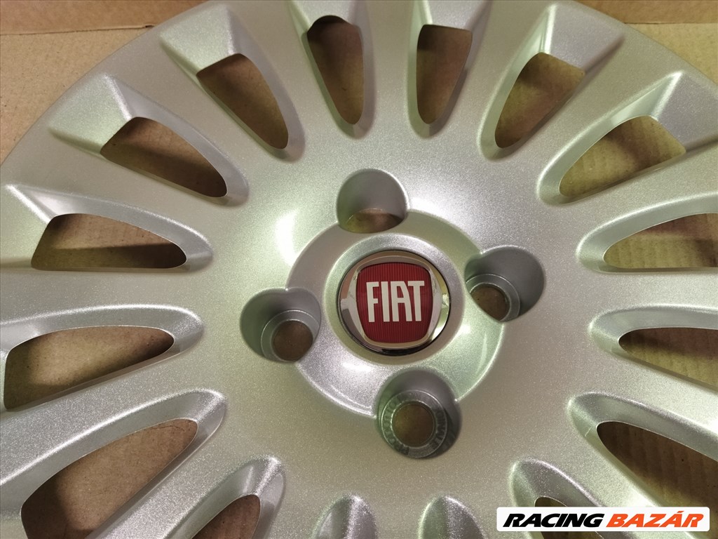 Fiat Grande Punto, Punto Evo 15", gyári beszállítós új dísztárcsa 735501291 2. kép