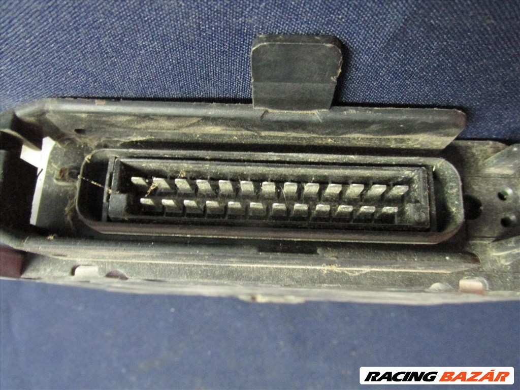 Lancia Thema 2,0 benzin motorvezérlő 0280000324 3. kép