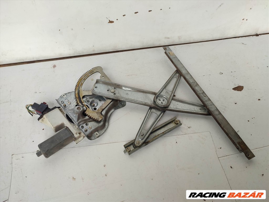 Toyota Corolla (E120/E130) jobb első ablakemelő szerkezet  2. kép