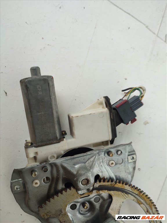 Toyota Corolla (E120/E130) jobb első ablakemelő szerkezet  6. kép