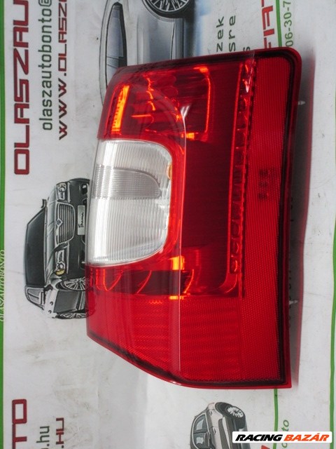 Lancia Voyager 2011 utáni, után gyártott új, jobb hátsó lámpa 1. kép