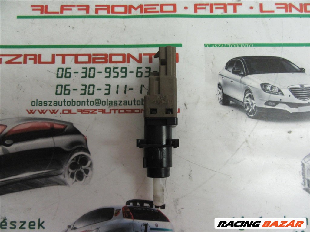 Alfa Romeo/Fiat/Lancia  46840511 számú féklámpa kapcsoló 4. kép