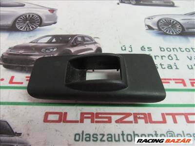 Fiat Doblo III. 735486281 számú, jobb toló ajtó ablakemelő kapcsoló tartó