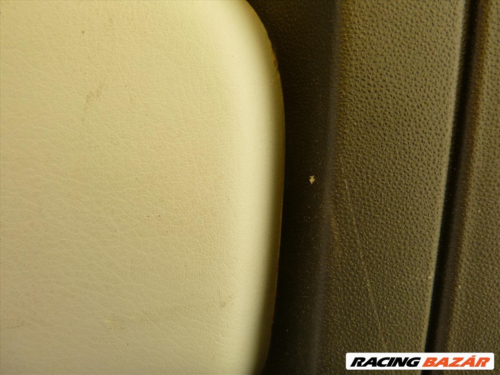 Kárpit586 Fiat 500  szürke színű bőr jobb első ajtókárpit 2. kép