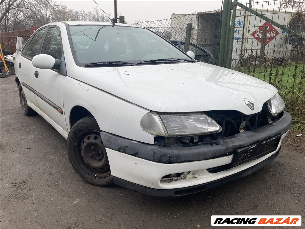 Renault Laguna I 2.0i bontott alkatrészei 1. kép