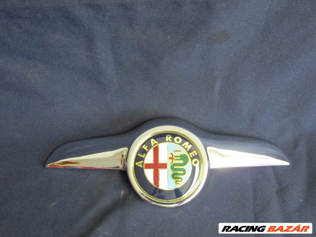 Alfa Romeo Gt  gyári új, első embléma 60681590 1. kép