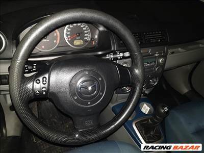 Mazda 2 multikormány