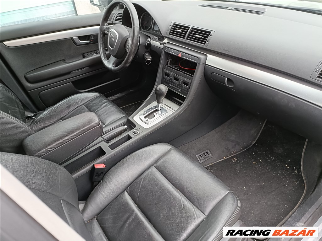 Audi A4 (B6/B7) Avant 2.0 TDI beltéri elemek eladók bre20tdi jzta7m 7. kép