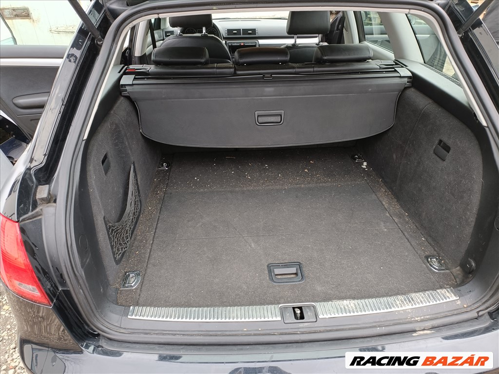 Audi A4 (B6/B7) Avant 2.0 TDI beltéri elemek eladók bre20tdi jzta7m 12. kép