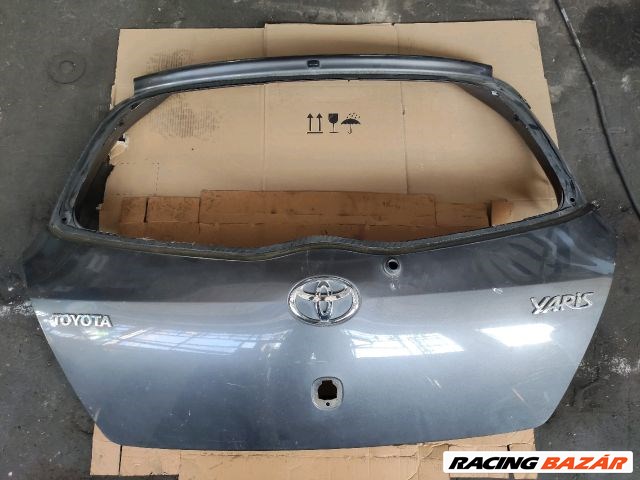 Toyota Yaris (XP90) Csomagtérajtó (Üres lemez) 1. kép