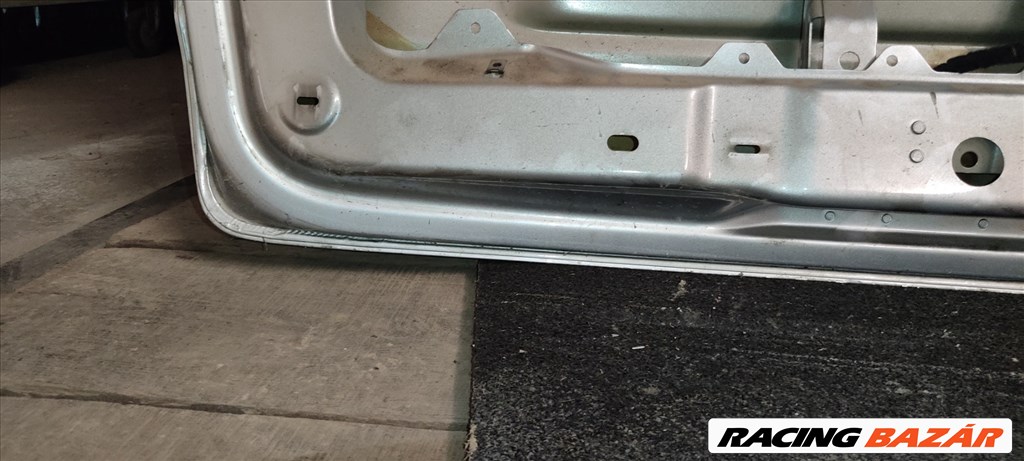 Volkswagen  Turan I csomagtérajtó  1. kép