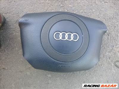 Audi A6 (C5 - 4B) 1999 4-ÁGÚ kormánylégzsák 4B0 880 201 Q 4b0880201q