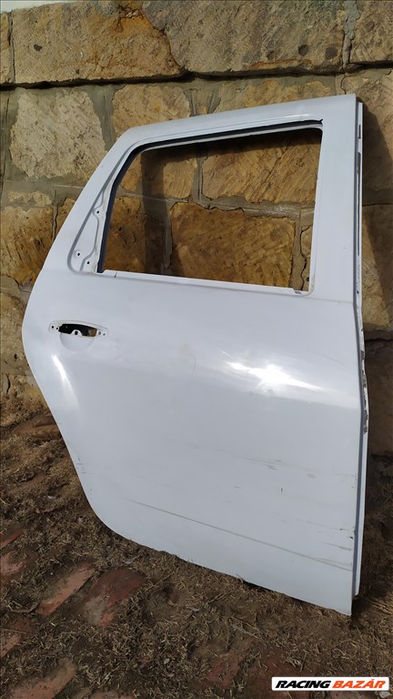 Dacia Duster 2015 J.H. sárvédő  J.H. ajtó eladó. 2. kép