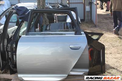 Audi A6 allroad Bal hátsó ajtó üresen (615)