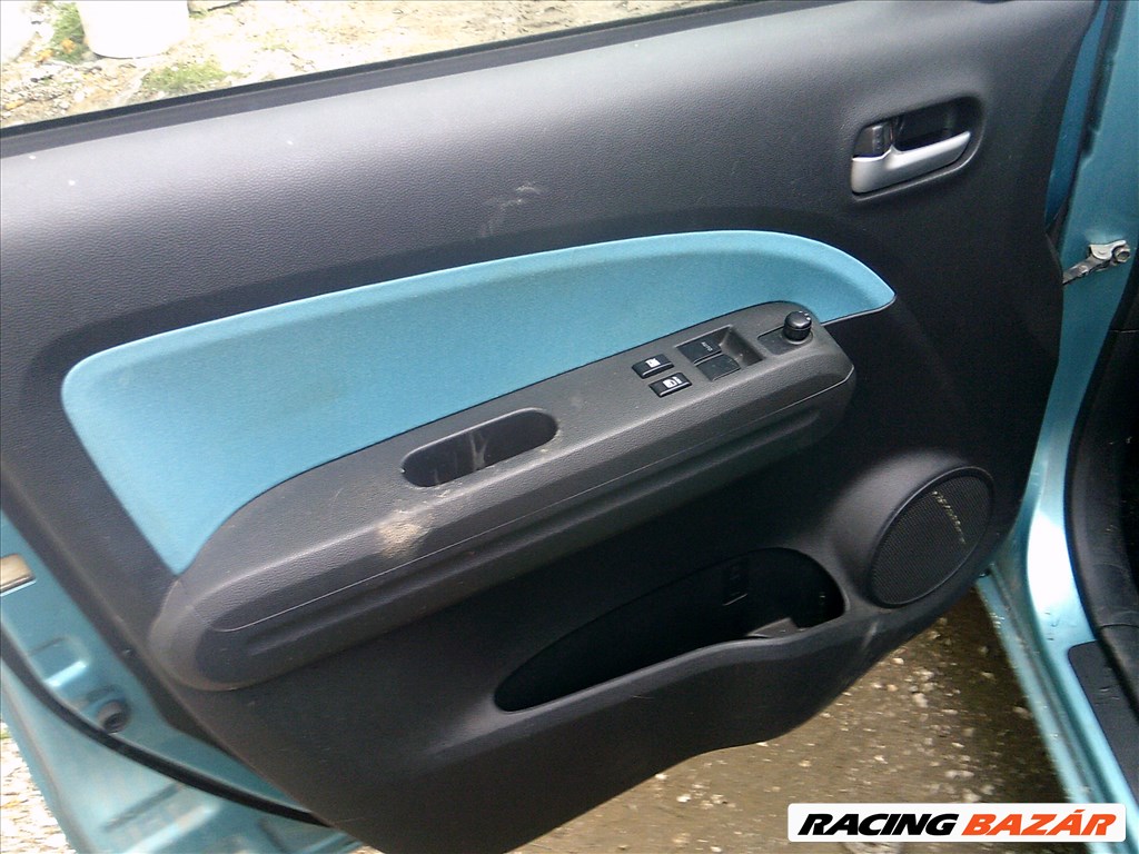Suzuki Splash 2010-es évjáratú alkatrészek eladó 6. kép
