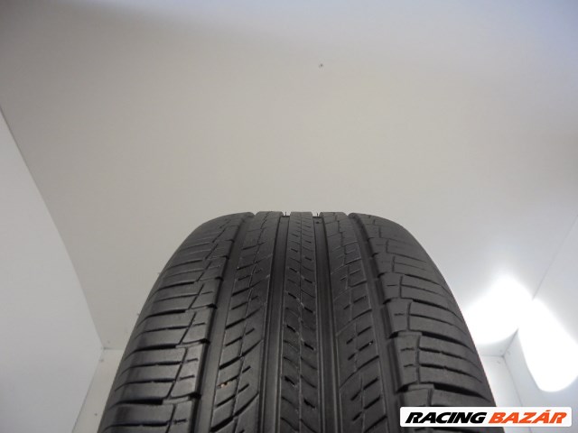 Hankook RA33 235/55 R19  1. kép