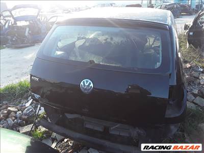 Volkswagen VW Fox csomagtérajtó, üresen