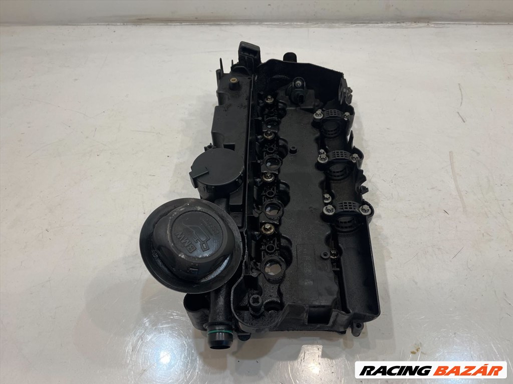 BMW E90 E91 E92 E93 320d 177le N47 szelepfedél   4. kép