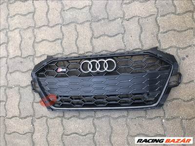 Audi A4 (B9 - 8W) diszrács