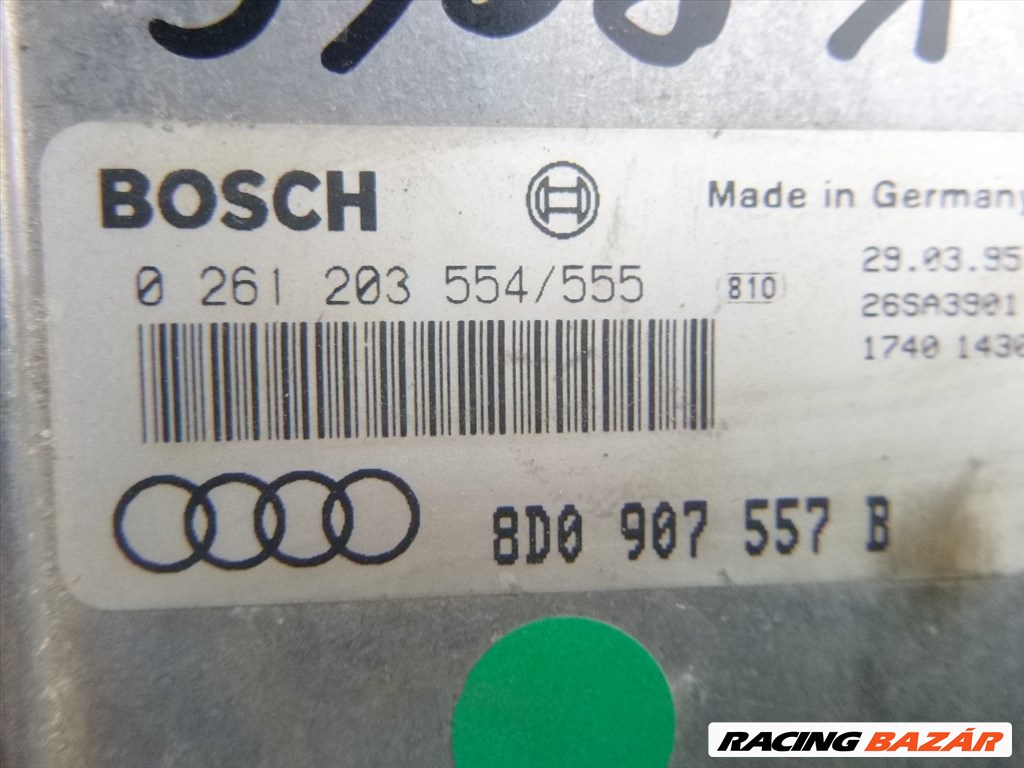 Audi A4 (B5 - 8D) 1,6 BENZIN motorvezérlő BOSCH 8D0 907 557 B  0261203554-555 1. kép
