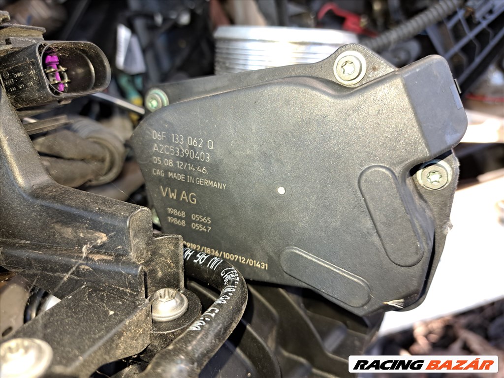 Audi A4 (B8 - 8K), Audi A5 (B8 - 8T) fojtószelep  06f133062q 1. kép