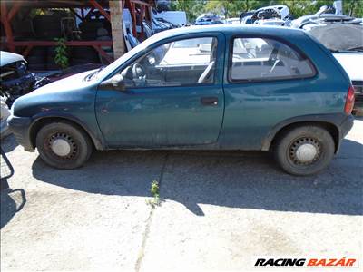 Opel Corsa B bontott alkatrészei