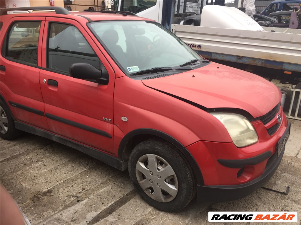 Suzuki Ignis bontott alkatrészei 2. kép